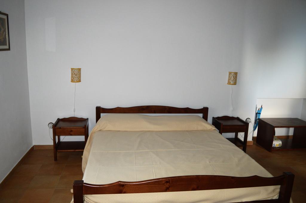 Agriturismo Pattina Villa Pettineo Bagian luar foto